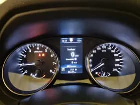 Nissan Qashqai thumbnail 7