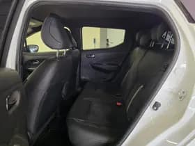 Nissan Micra thumbnail 12