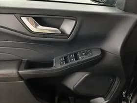Ford Kuga thumbnail 22