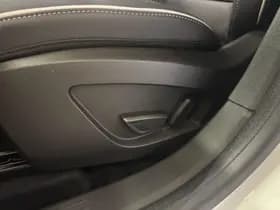 Mitsubishi Grandis thumbnail 33