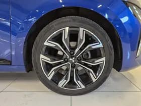Mitsubishi Colt thumbnail 26
