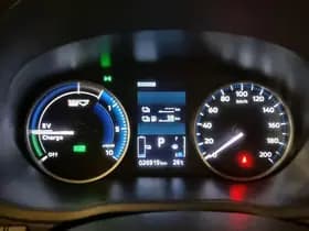 Mitsubishi Eclipse Cross thumbnail 4