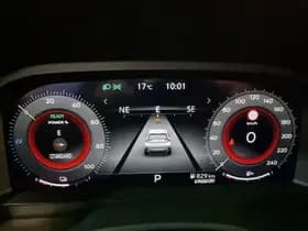 Nissan X-Trail thumbnail 4