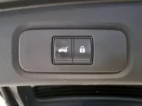 Nissan Qashqai thumbnail 4