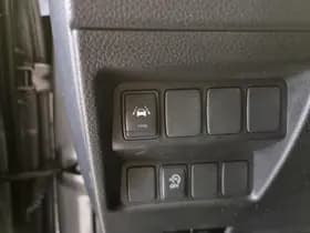 Nissan Qashqai thumbnail 34