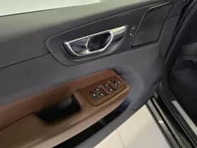Volvo XC60 thumbnail 24