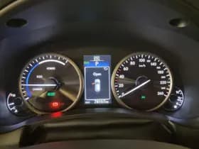 Lexus NX thumbnail 8