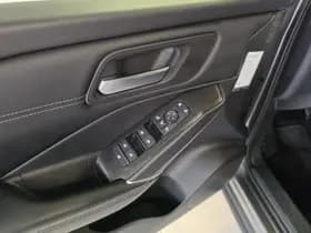 Nissan Qashqai thumbnail 23