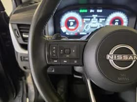 Nissan Qashqai thumbnail 24