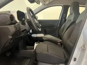 Dacia Spring thumbnail 17
