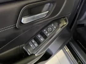 Nissan Qashqai thumbnail 24