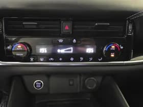 Nissan Qashqai thumbnail 17