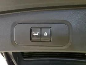 Nissan Qashqai thumbnail 3