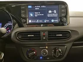 Hyundai i10 thumbnail 10