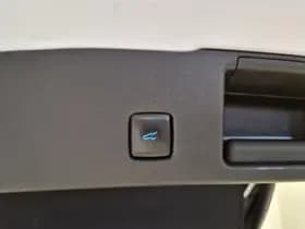 Ford Kuga thumbnail 4