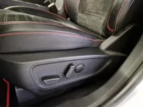 Ford Kuga thumbnail 40