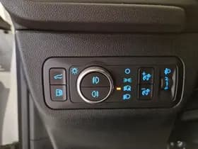 Ford Kuga thumbnail 41