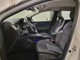 Renault Captur thumbnail 11