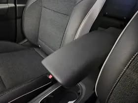 Renault Captur thumbnail 32