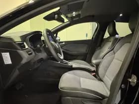 Renault Clio thumbnail 11