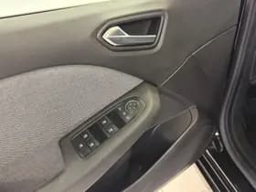 Renault Clio thumbnail 21