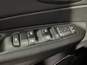 Renault Captur thumbnail 18