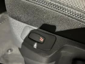 Renault Captur thumbnail 31