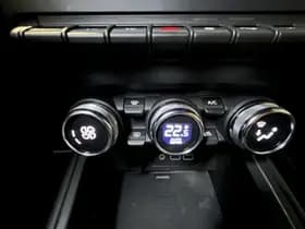 Renault Clio thumbnail 14
