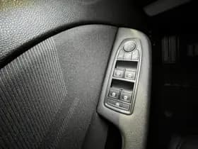 Renault Clio thumbnail 19