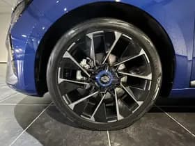 Renault Clio thumbnail 25
