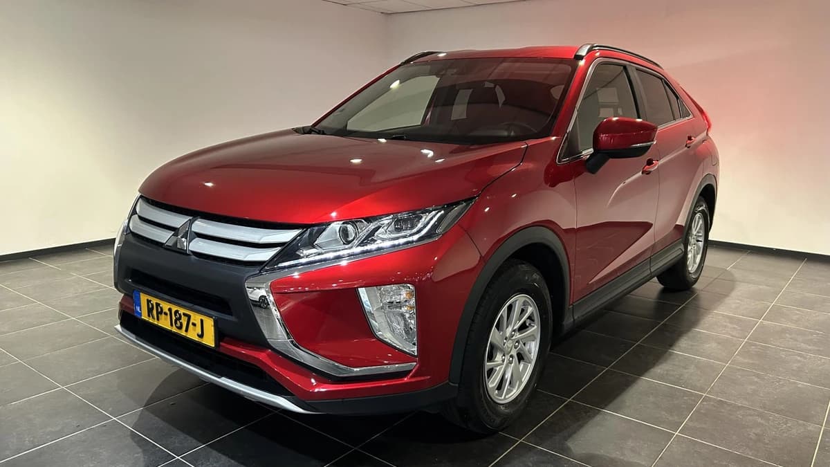 Mitsubishi Eclipse Cross — foto 1
