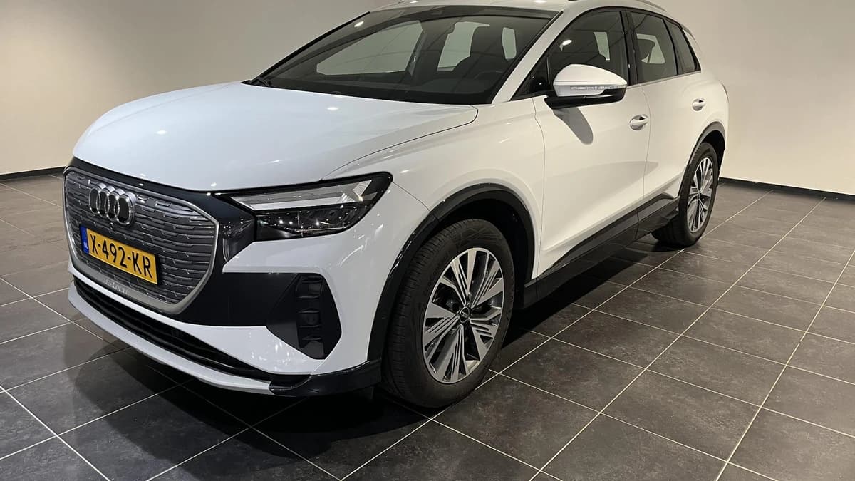 Audi Q4 e-tron — foto 1