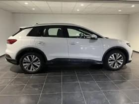 Audi Q4 e-tron thumbnail 12