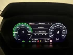 Audi Q4 e-tron thumbnail 3