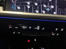 Audi Q4 e-tron thumbnail 10