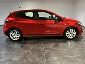 Renault Clio thumbnail 16