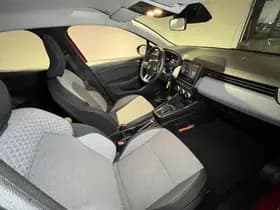 Renault Clio thumbnail 7