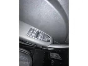 Mitsubishi Grandis thumbnail 21