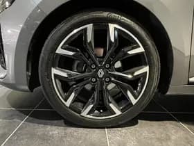 Renault Clio thumbnail 25