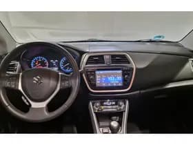 Suzuki S-Cross thumbnail 3