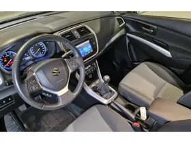 Suzuki S-Cross thumbnail 23