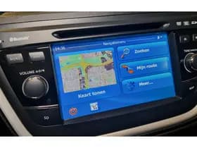 Suzuki S-Cross thumbnail 6