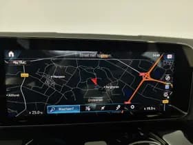 Mercedes-Benz GLA thumbnail 11