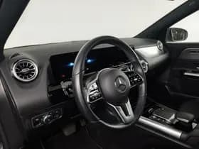 Mercedes-Benz GLA thumbnail 23