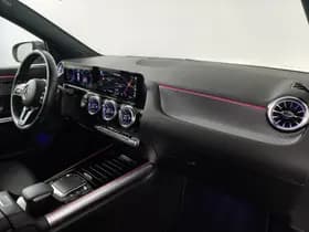 Mercedes-Benz GLA thumbnail 28