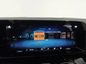 Mercedes-Benz GLA thumbnail 32