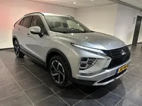 Mitsubishi Eclipse Cross thumbnail 4