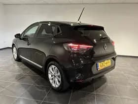 Renault Clio thumbnail 6