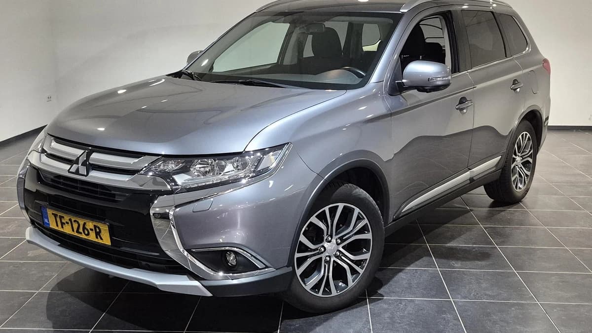 Mitsubishi Outlander — foto 1