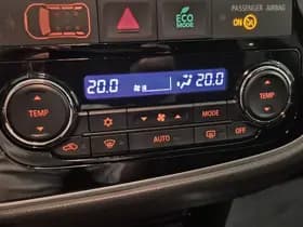 Mitsubishi Outlander thumbnail 11